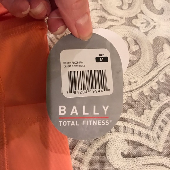 Bally Fitness Desert Rose High Rise Crop Size M - Picture 4 of 8